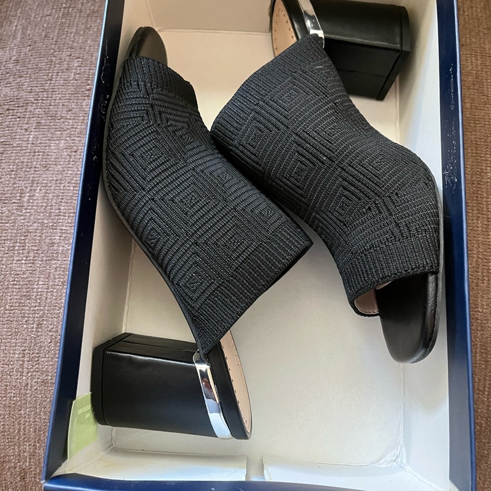 Black stretch fabric block heel slides Size 7